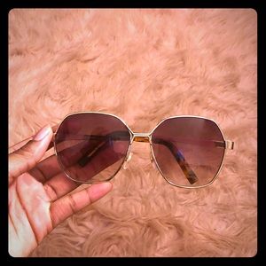 Oversized Sunnies